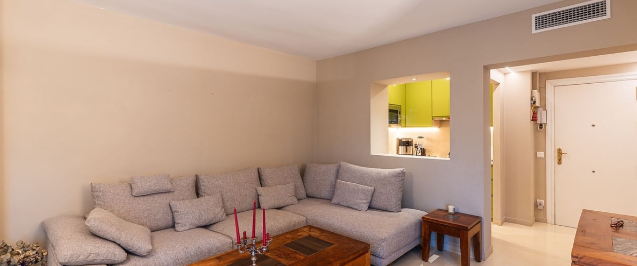 Resale - apartment - Estepona - Estepona Centro