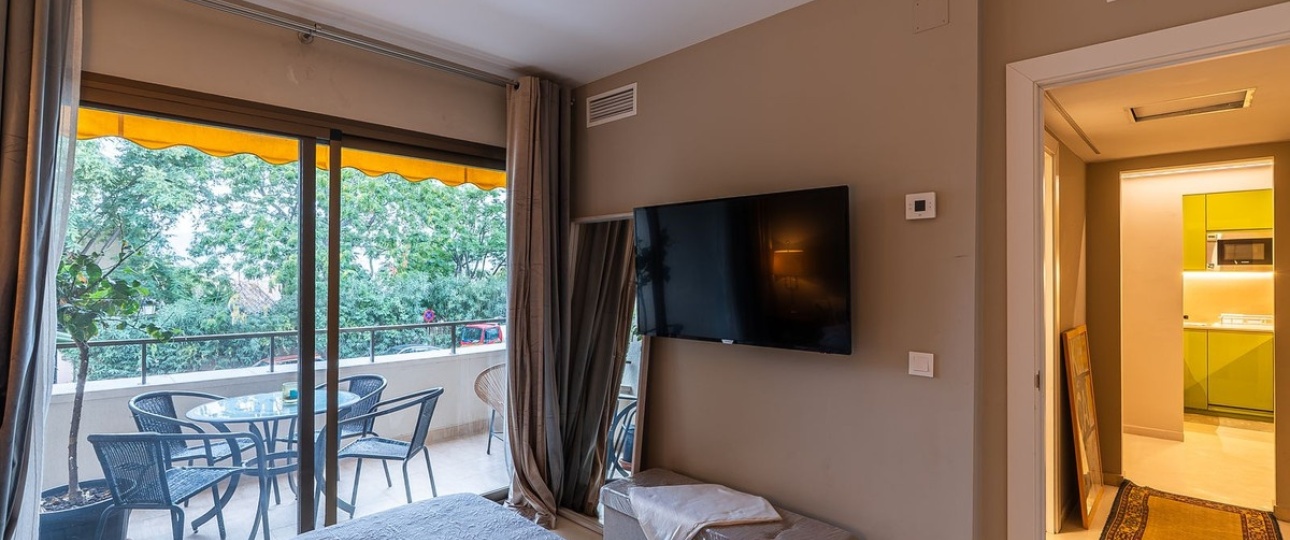 Resale - apartment - Estepona - Estepona Centro