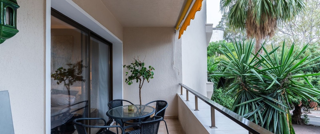 Resale - apartment - Estepona - Estepona Centro