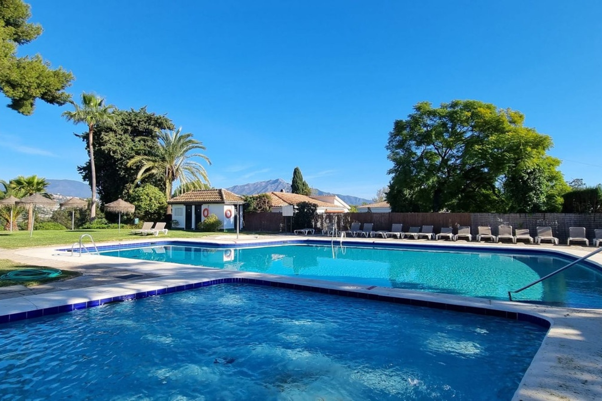 Resale - apartment - Estepona - Estepona Centro