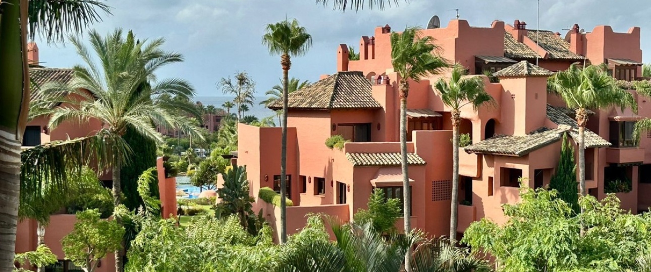Resale - apartment - Estepona - Estepona Centro