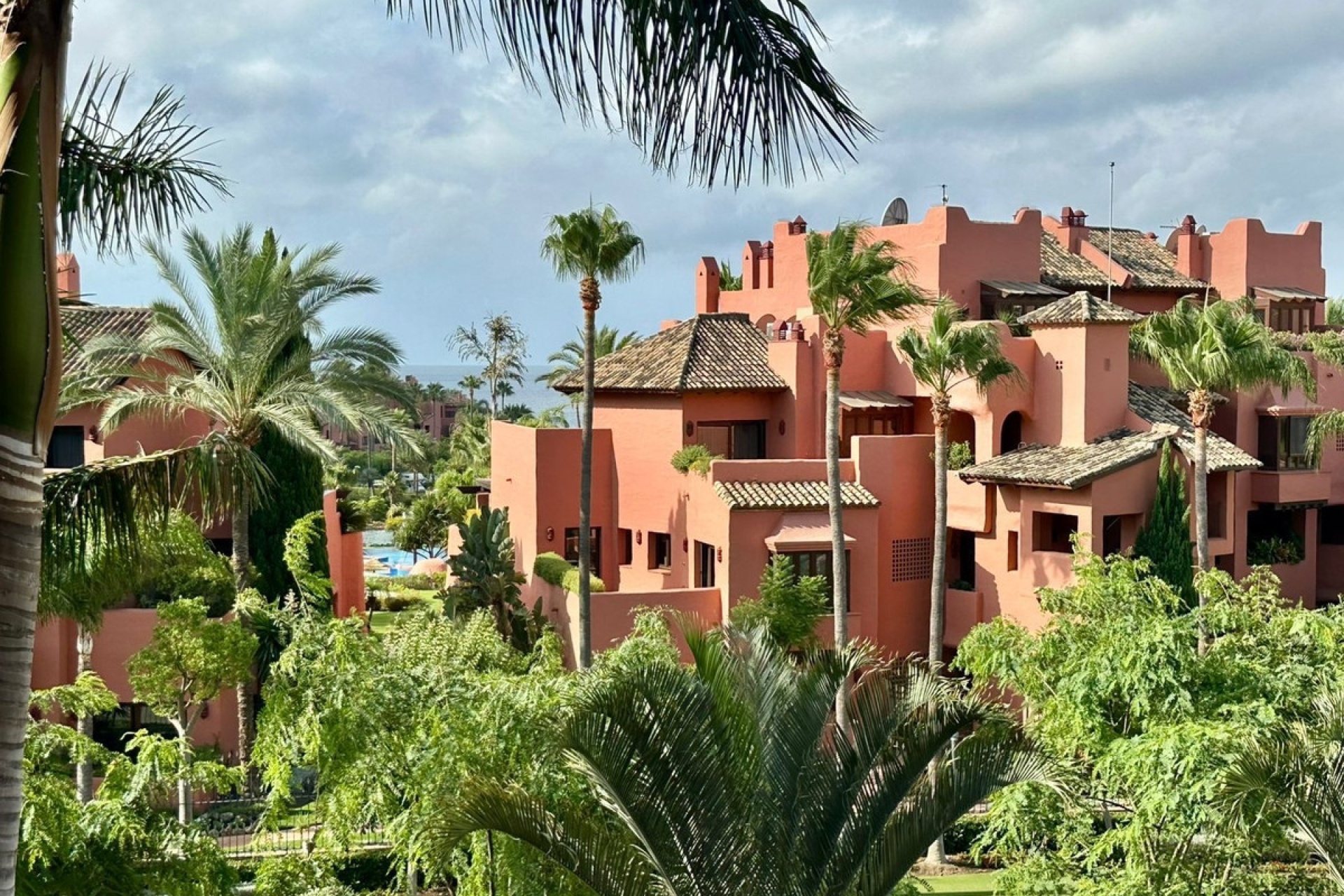 Resale - apartment - Estepona - Estepona Centro