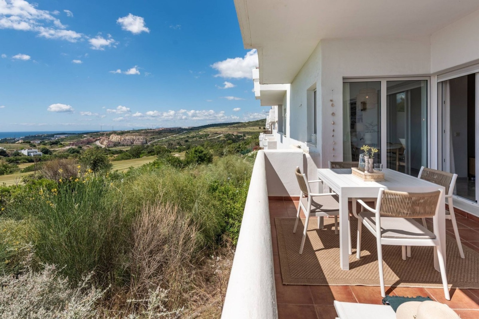 Resale - apartment - Estepona - Estepona Centro