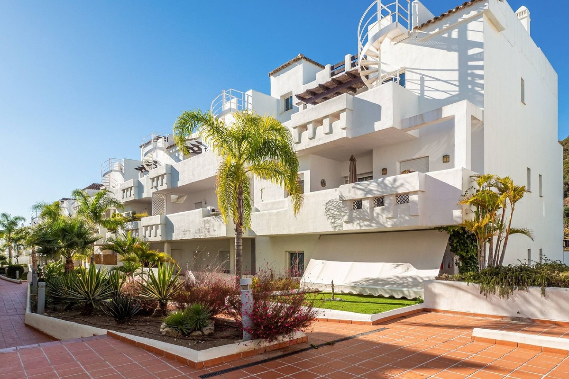 Resale - apartment - Estepona - Estepona Centro
