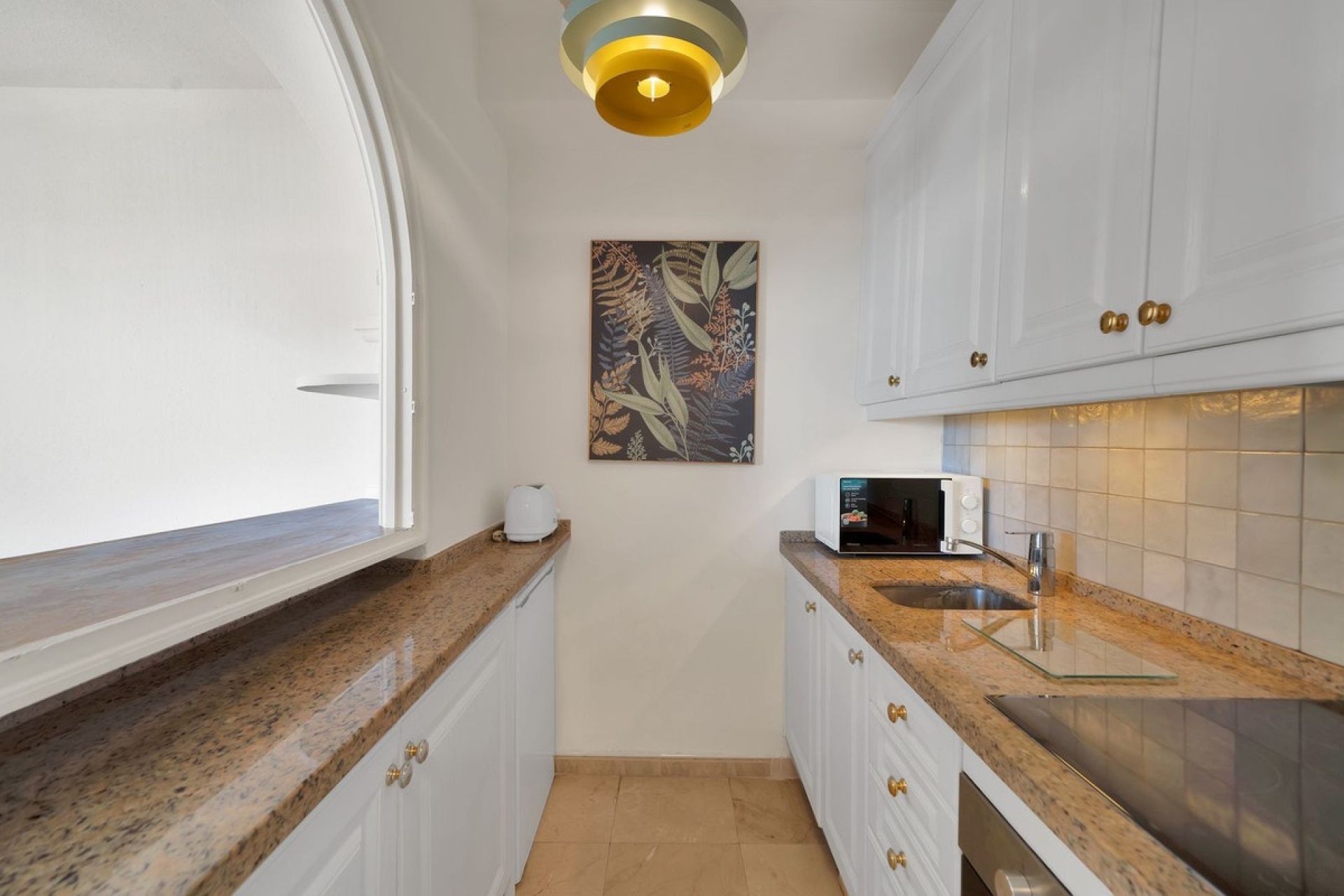 Resale - apartment - Estepona - Estepona Centro