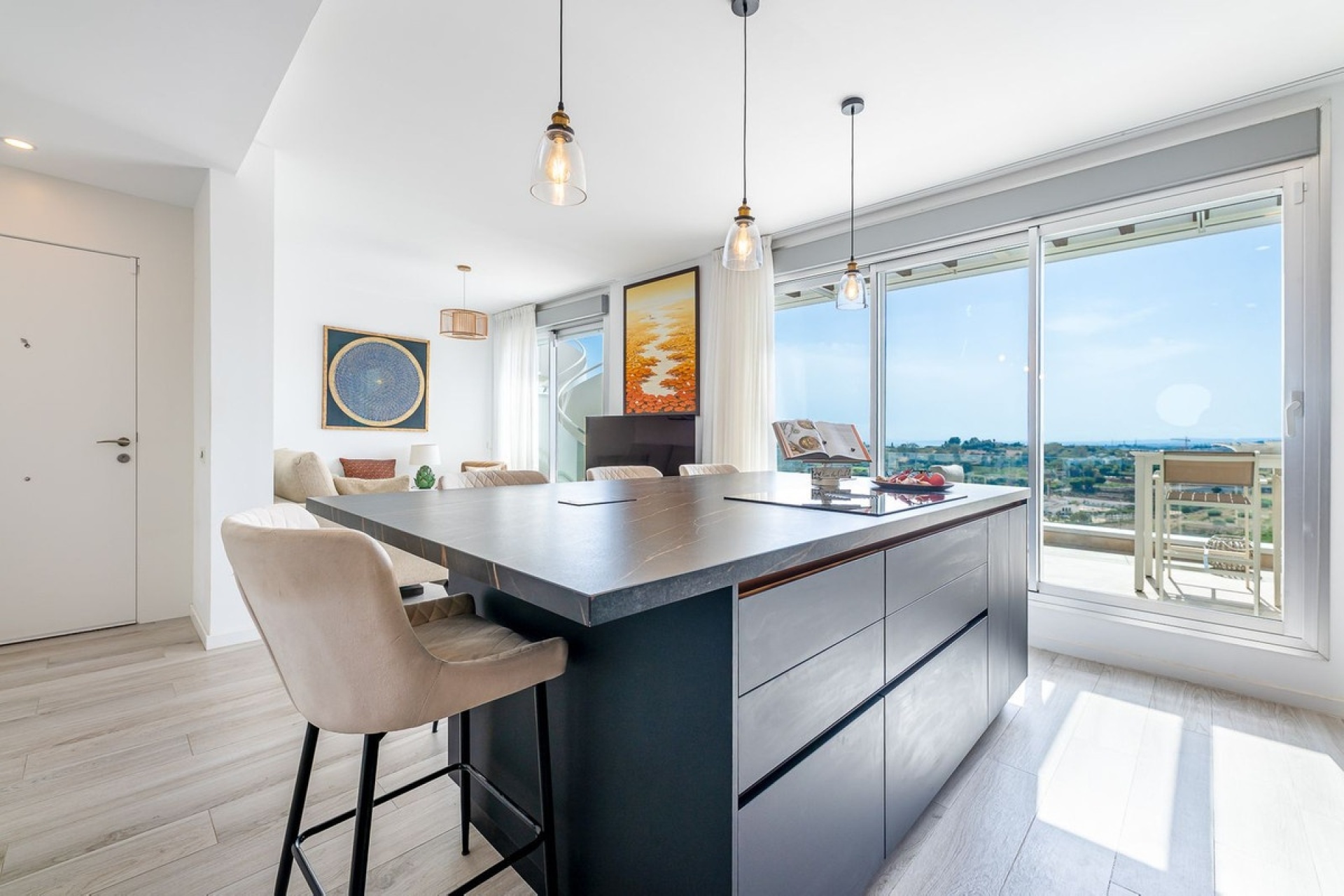 Resale - apartment - Estepona - Estepona Centro