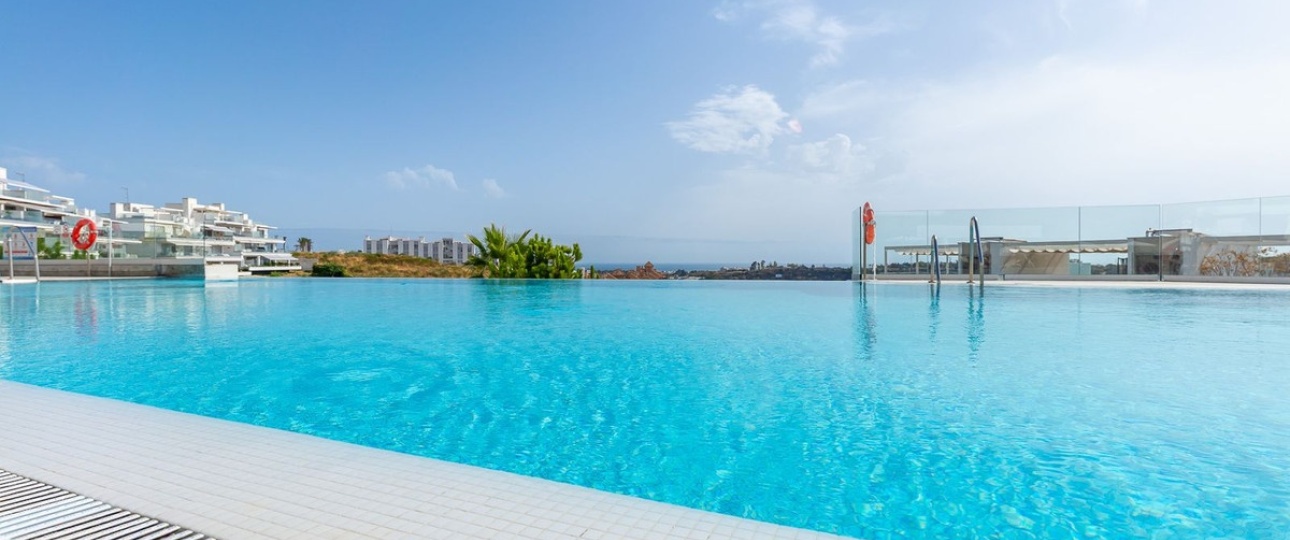 Resale - apartment - Estepona - Estepona Centro
