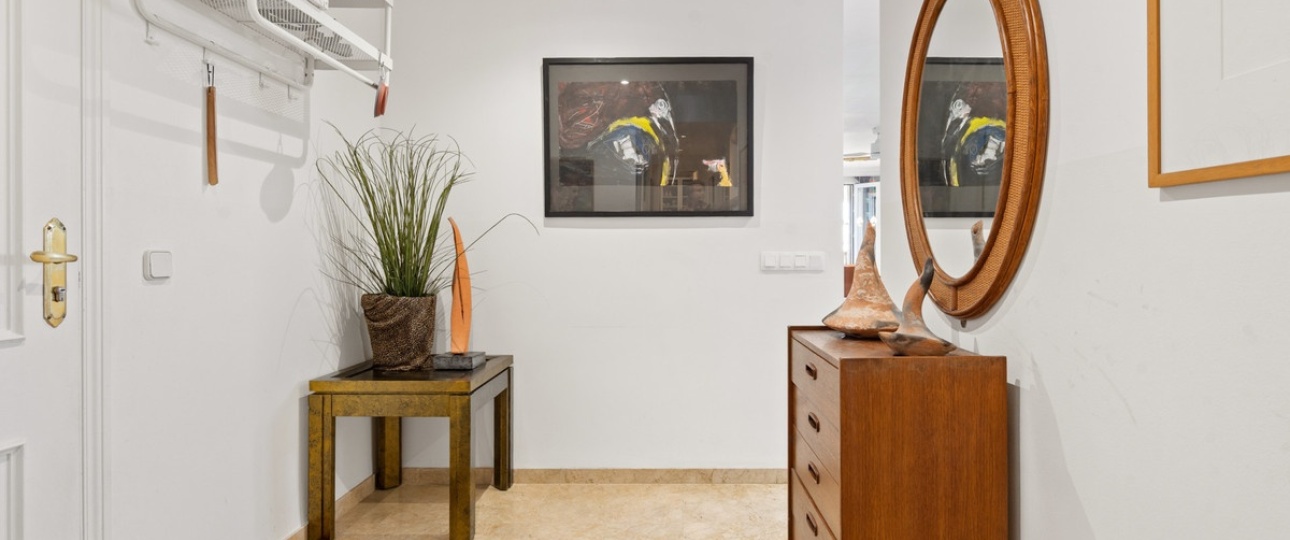 Resale - apartment - Estepona - Estepona Centro