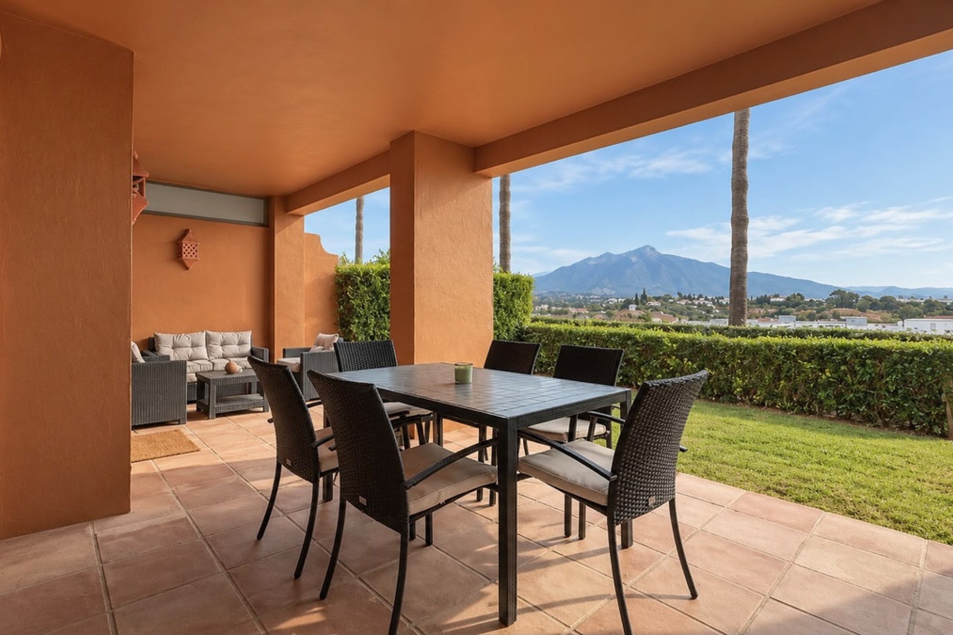 Resale - apartment - Estepona - Estepona Centro