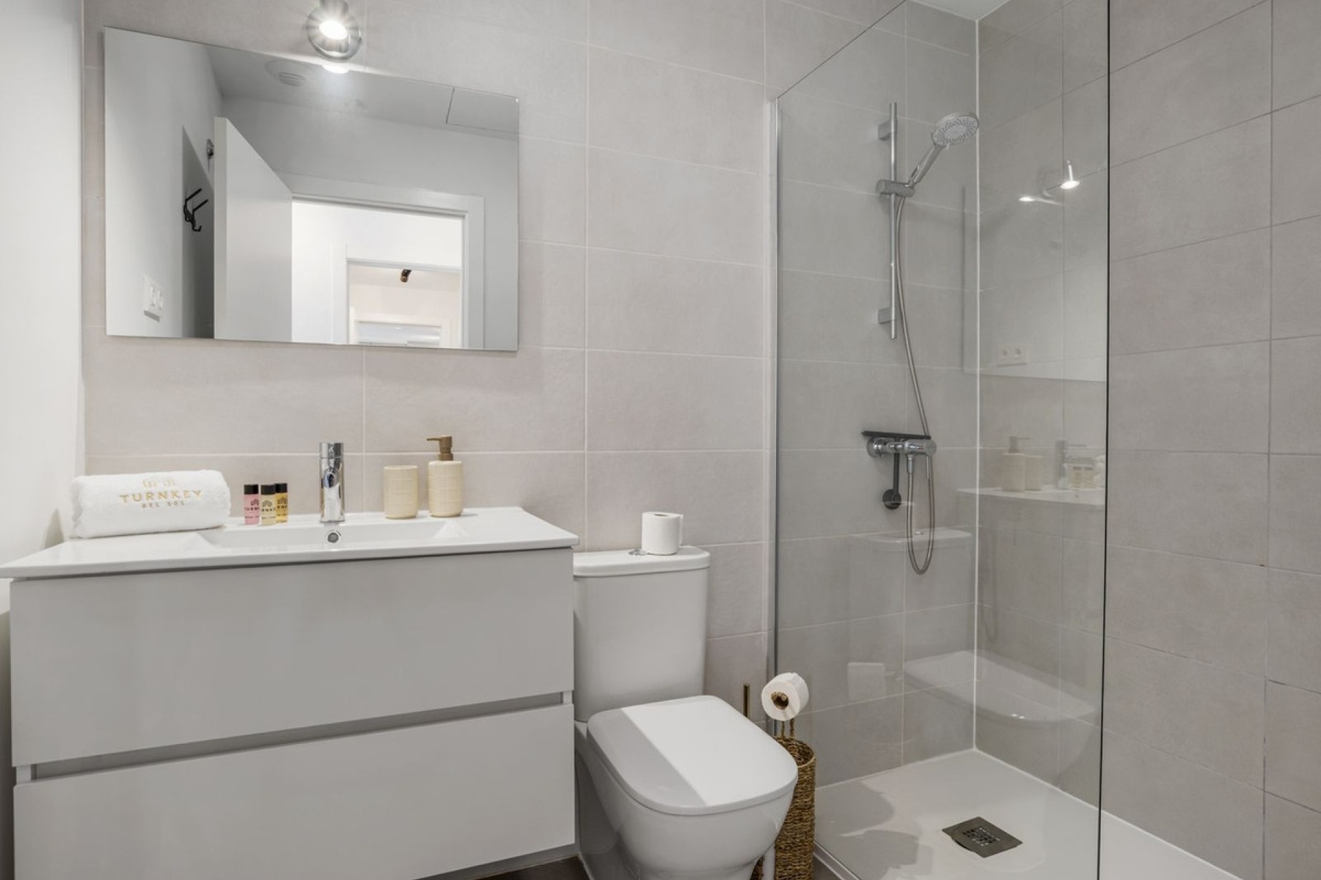 Resale - apartment - Estepona - Estepona Centro