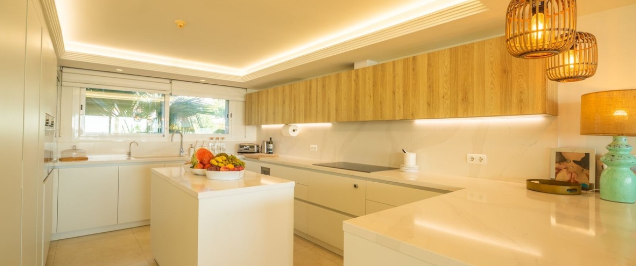 Resale - apartment - Estepona - Estepona Centro