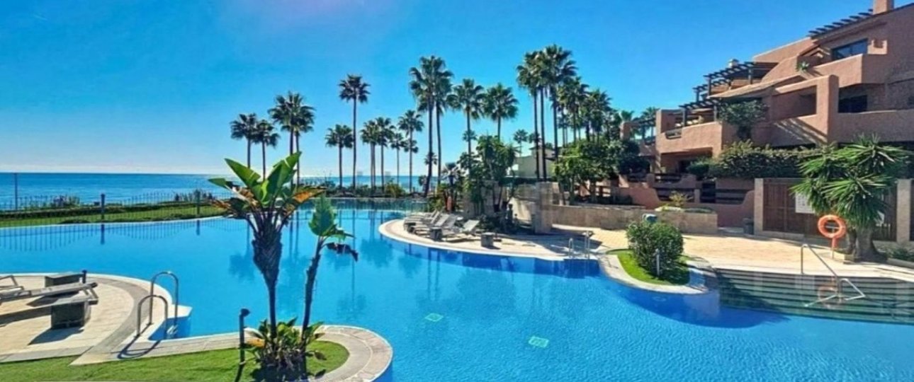 Resale - apartment - Estepona - Estepona Centro