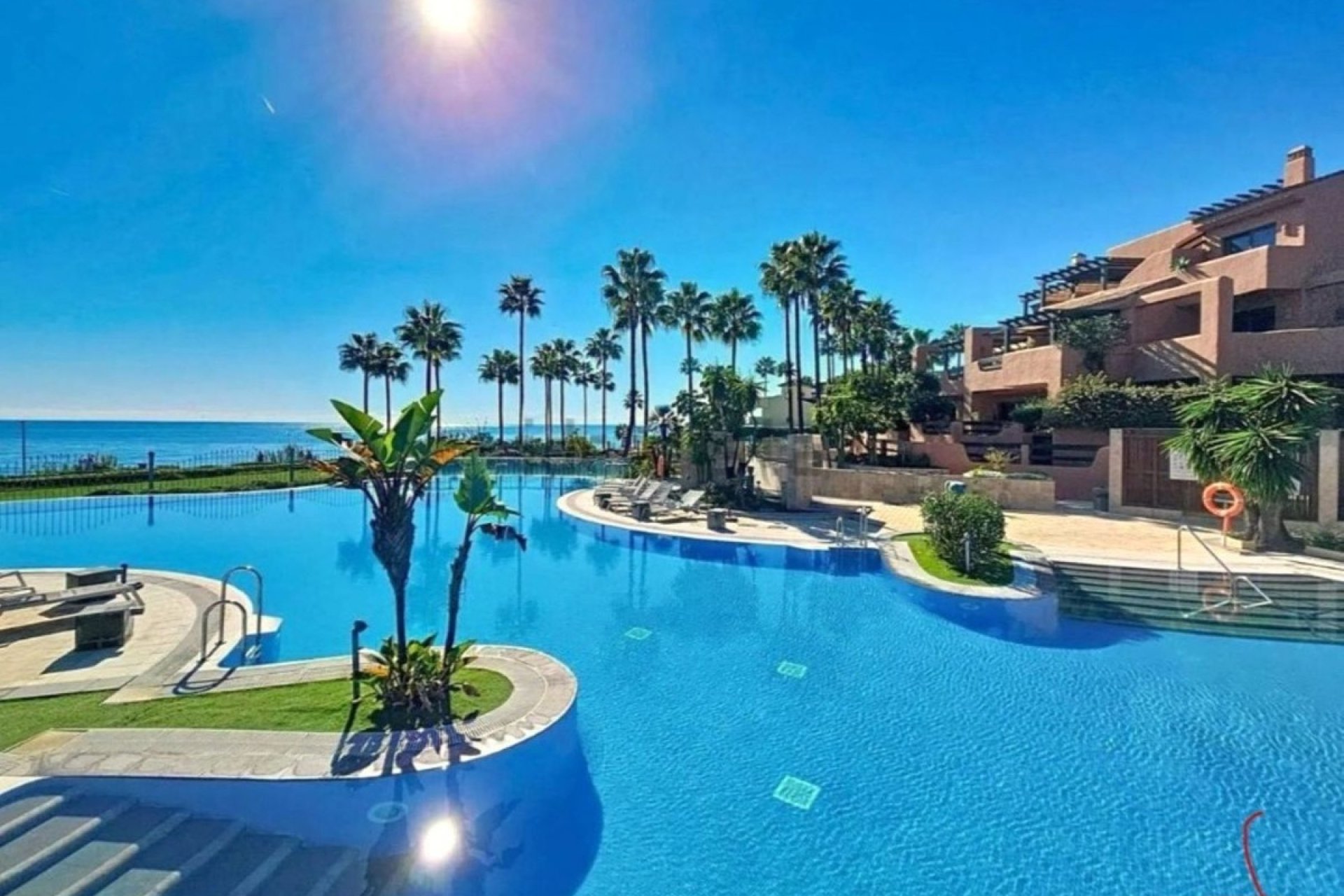 Resale - apartment - Estepona - Estepona Centro