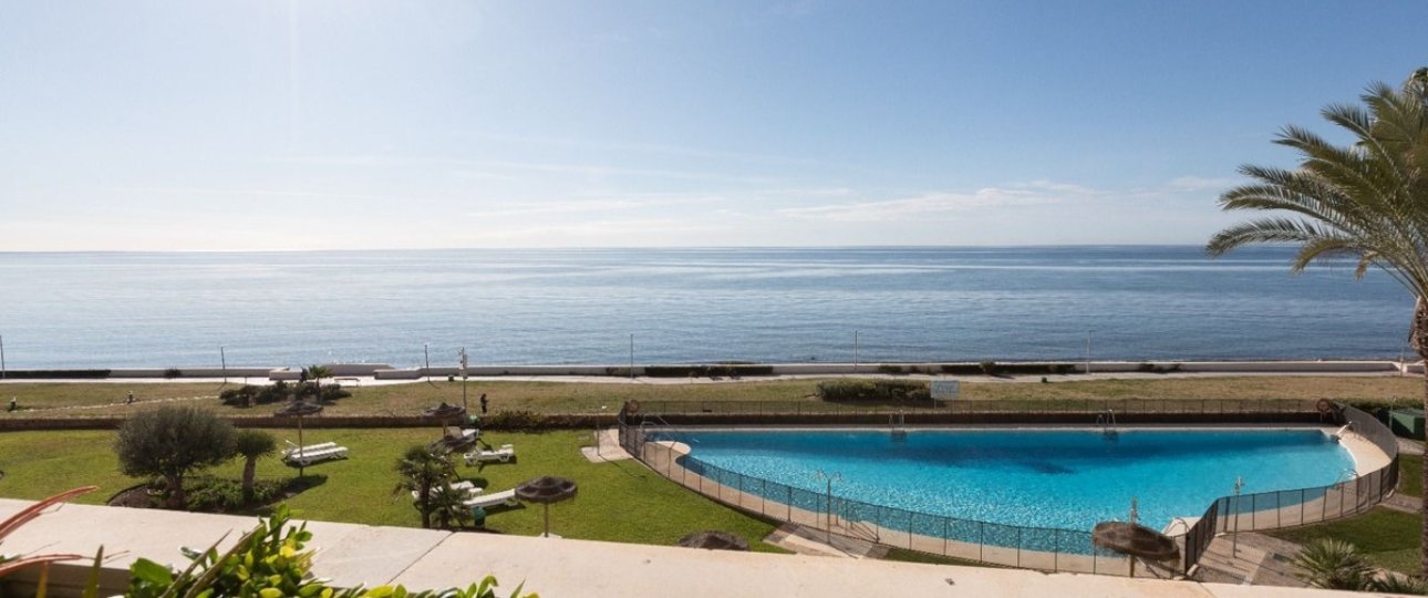 Resale - apartment - Estepona - Estepona Centro