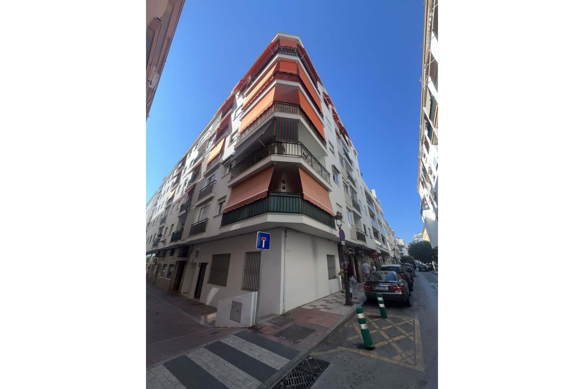 Resale - apartment - Estepona - Estepona Centro