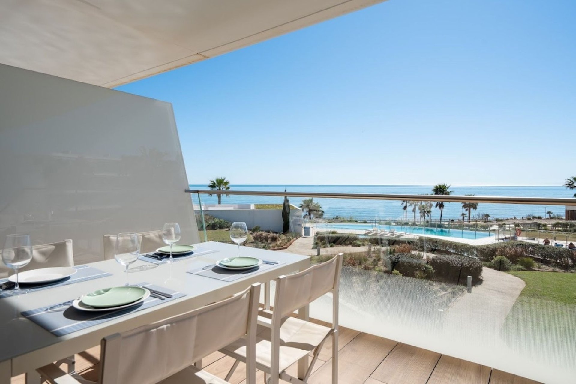 Resale - apartment - Estepona - Estepona Centro