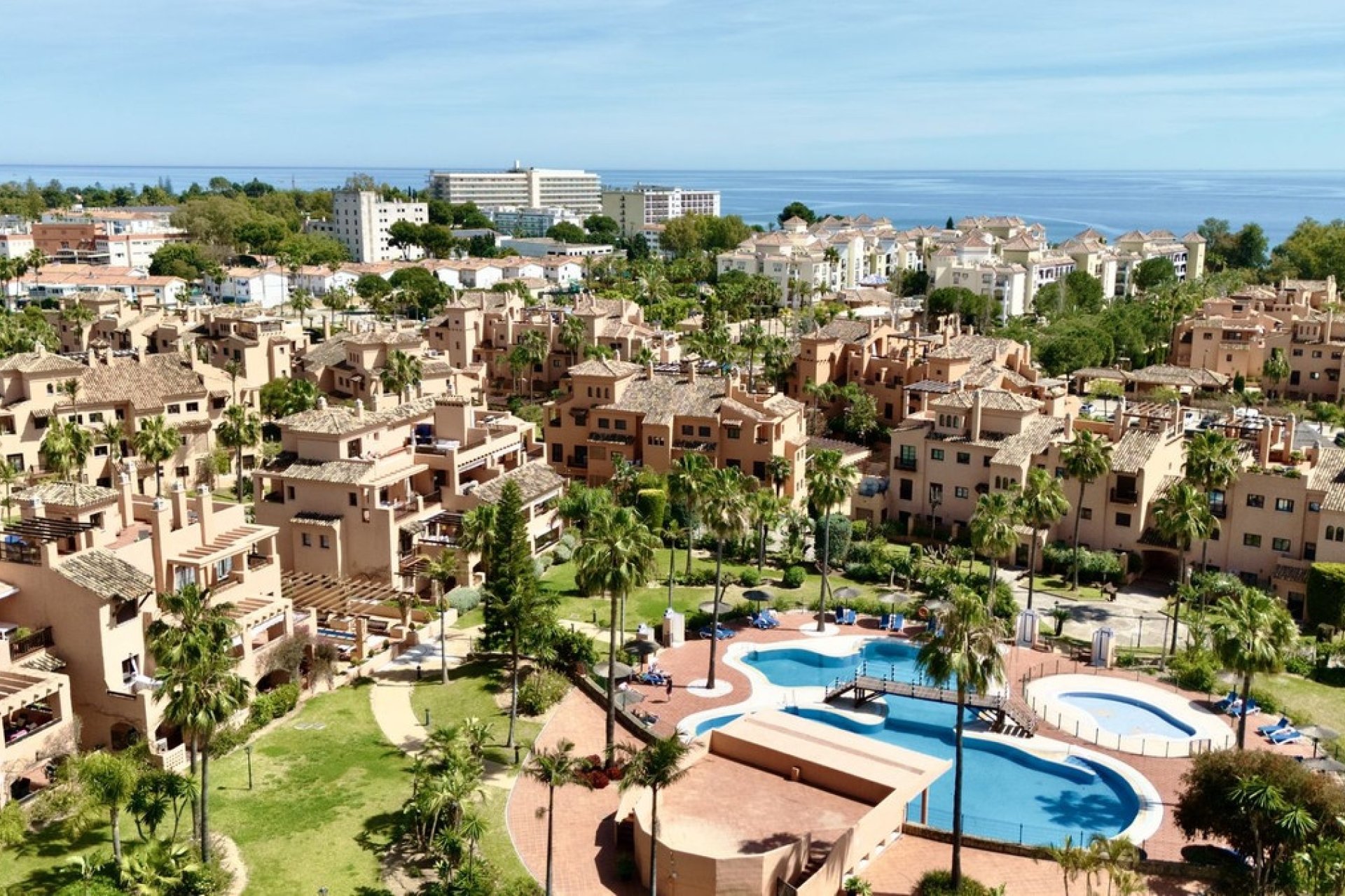 Resale - apartment - Estepona - Hacienda del Sol