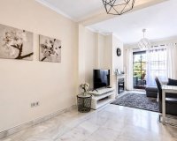 Resale - apartment - Estepona - Hacienda del Sol