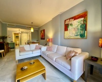 Resale - apartment - Estepona - Hacienda del Sol