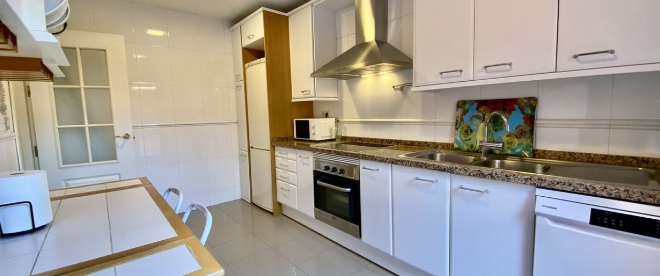 Resale - apartment - Estepona - Hacienda del Sol