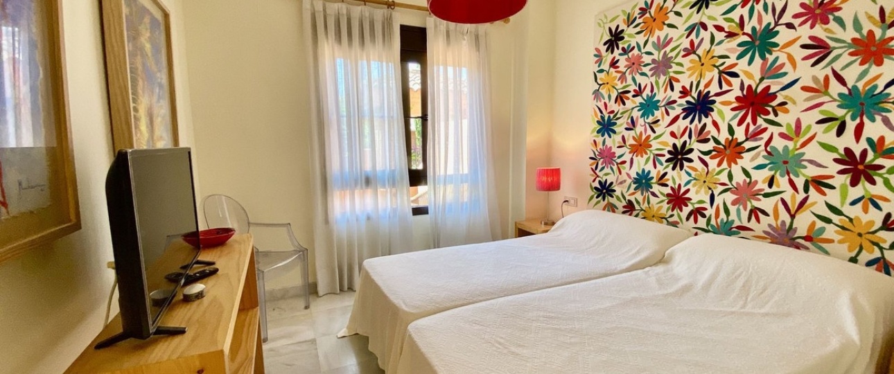 Resale - apartment - Estepona - Hacienda del Sol