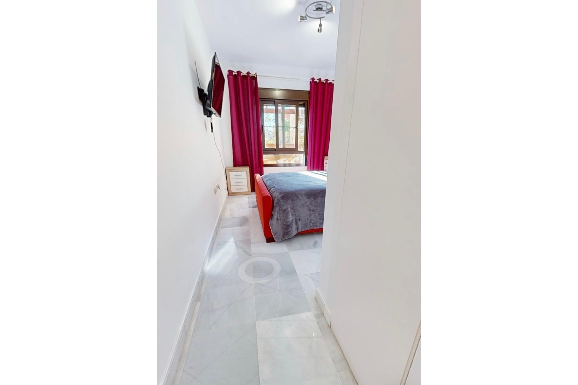 Resale - apartment - Estepona - Hacienda del Sol