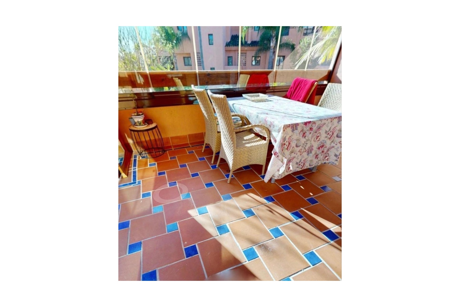 Resale - apartment - Estepona - Hacienda del Sol