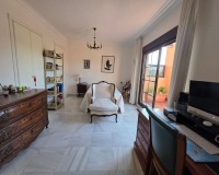 Resale - apartment - Estepona - Hacienda del Sol