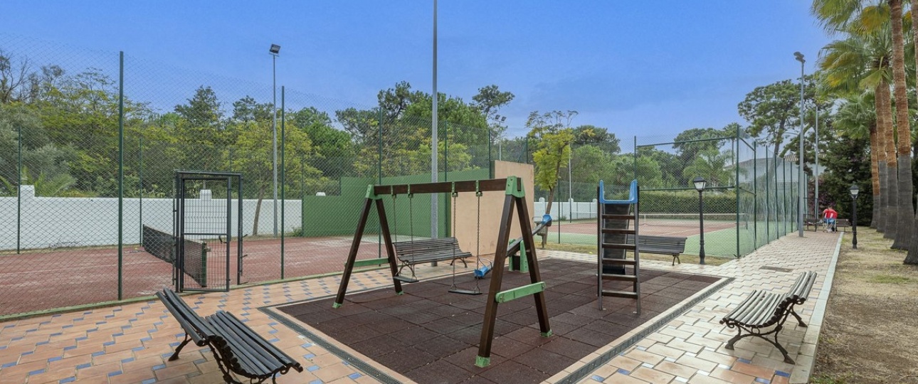 Resale - apartment - Estepona - Hacienda del Sol