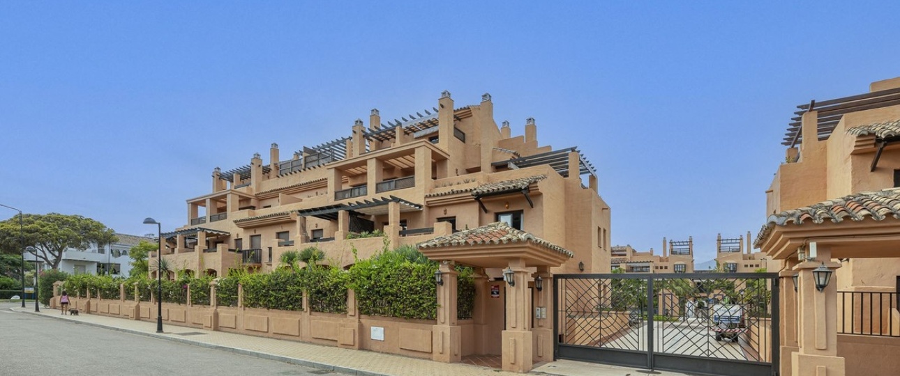 Resale - apartment - Estepona - Hacienda del Sol