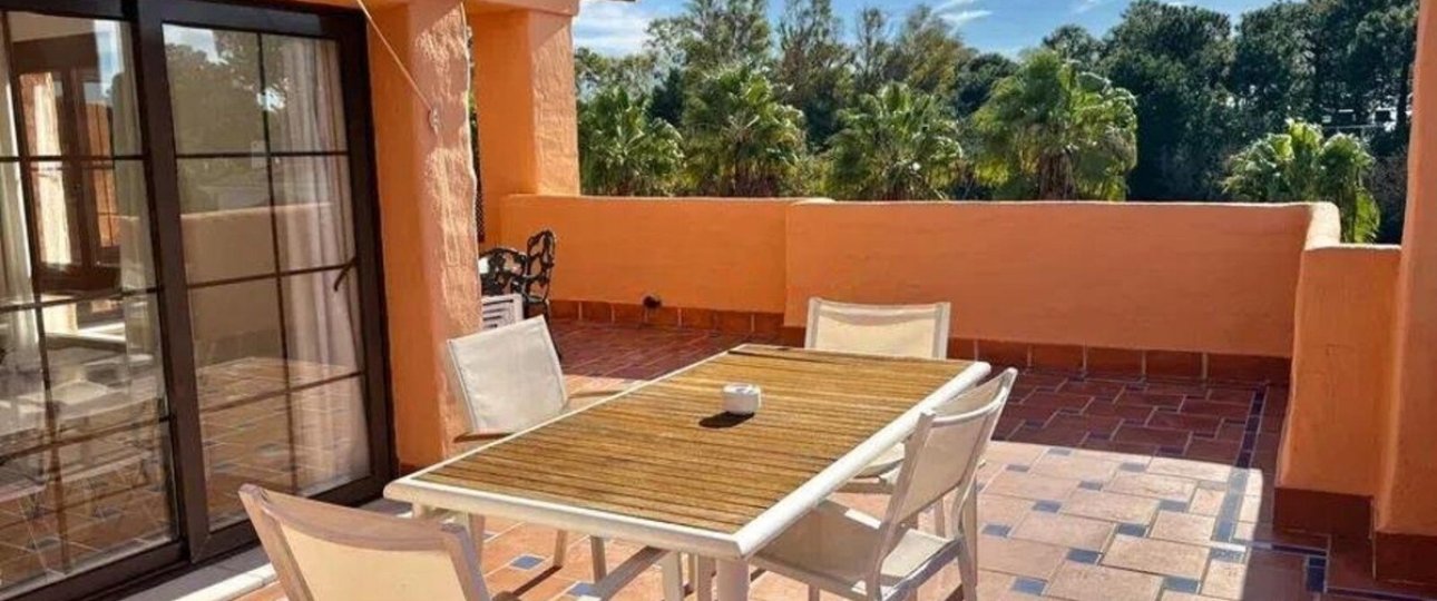 Resale - apartment - Estepona - Hacienda del Sol