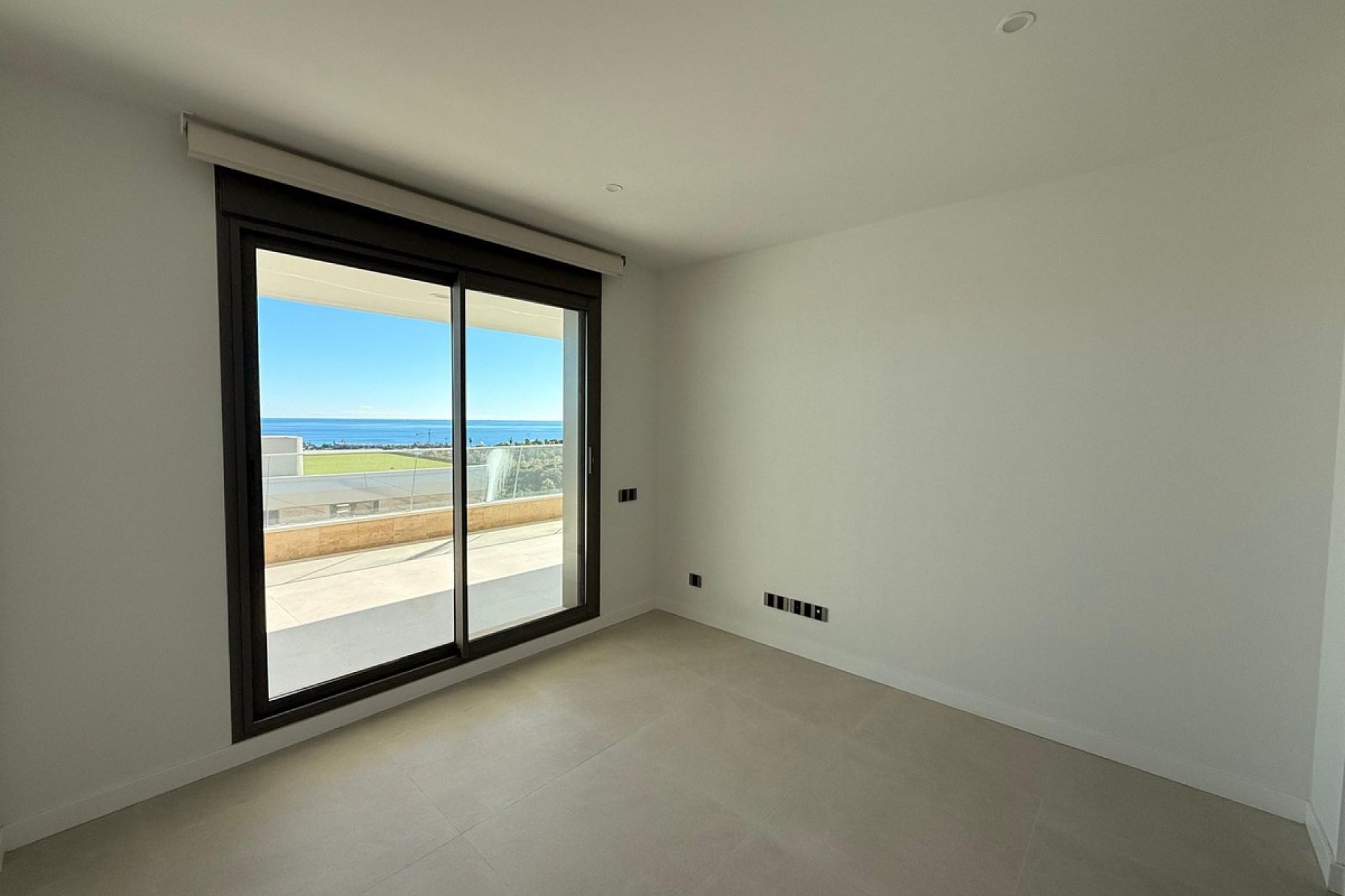 Resale - apartment - Estepona - New Golden Mile