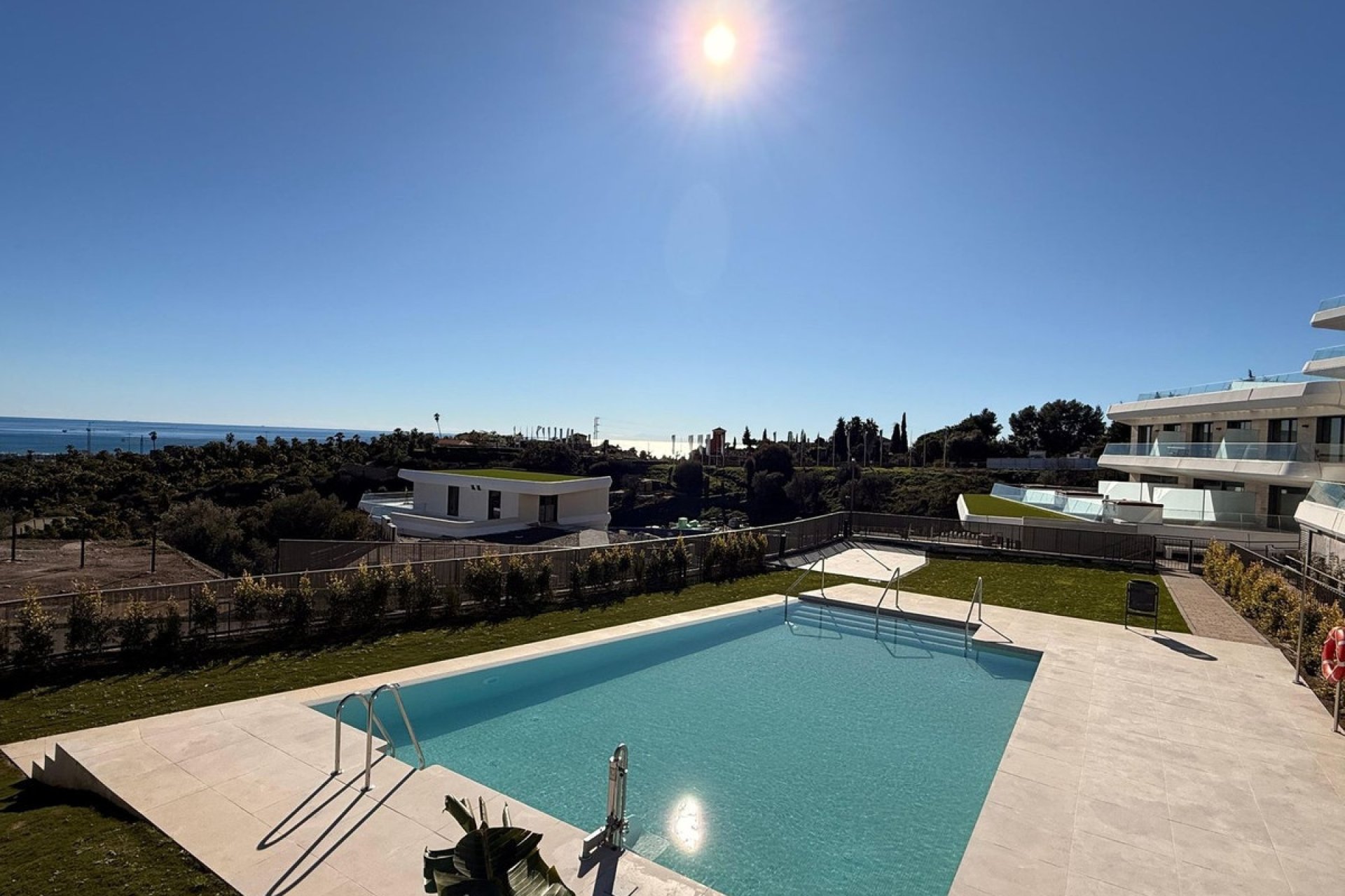 Resale - apartment - Estepona - New Golden Mile