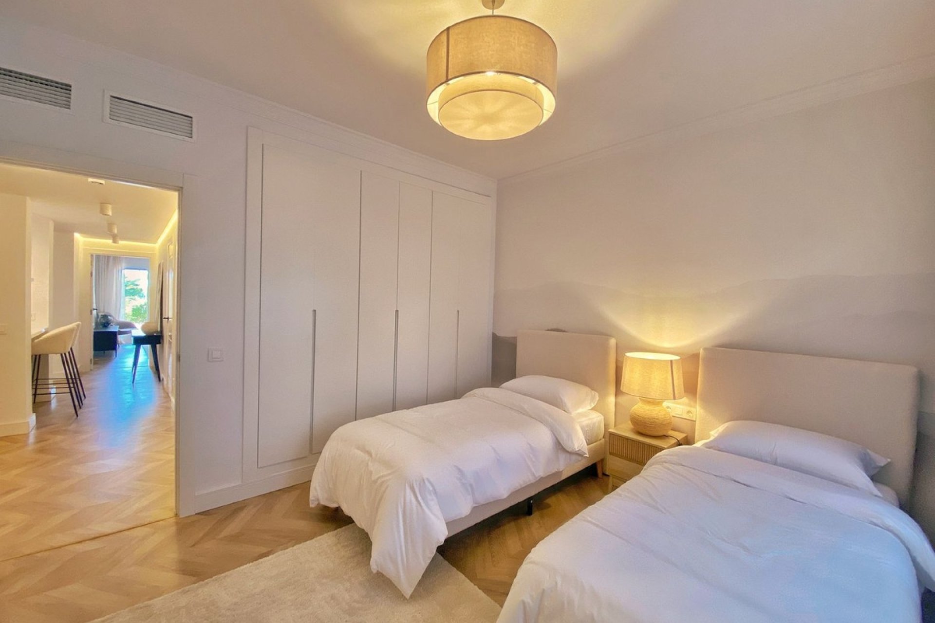 Resale - apartment - Estepona - New Golden Mile