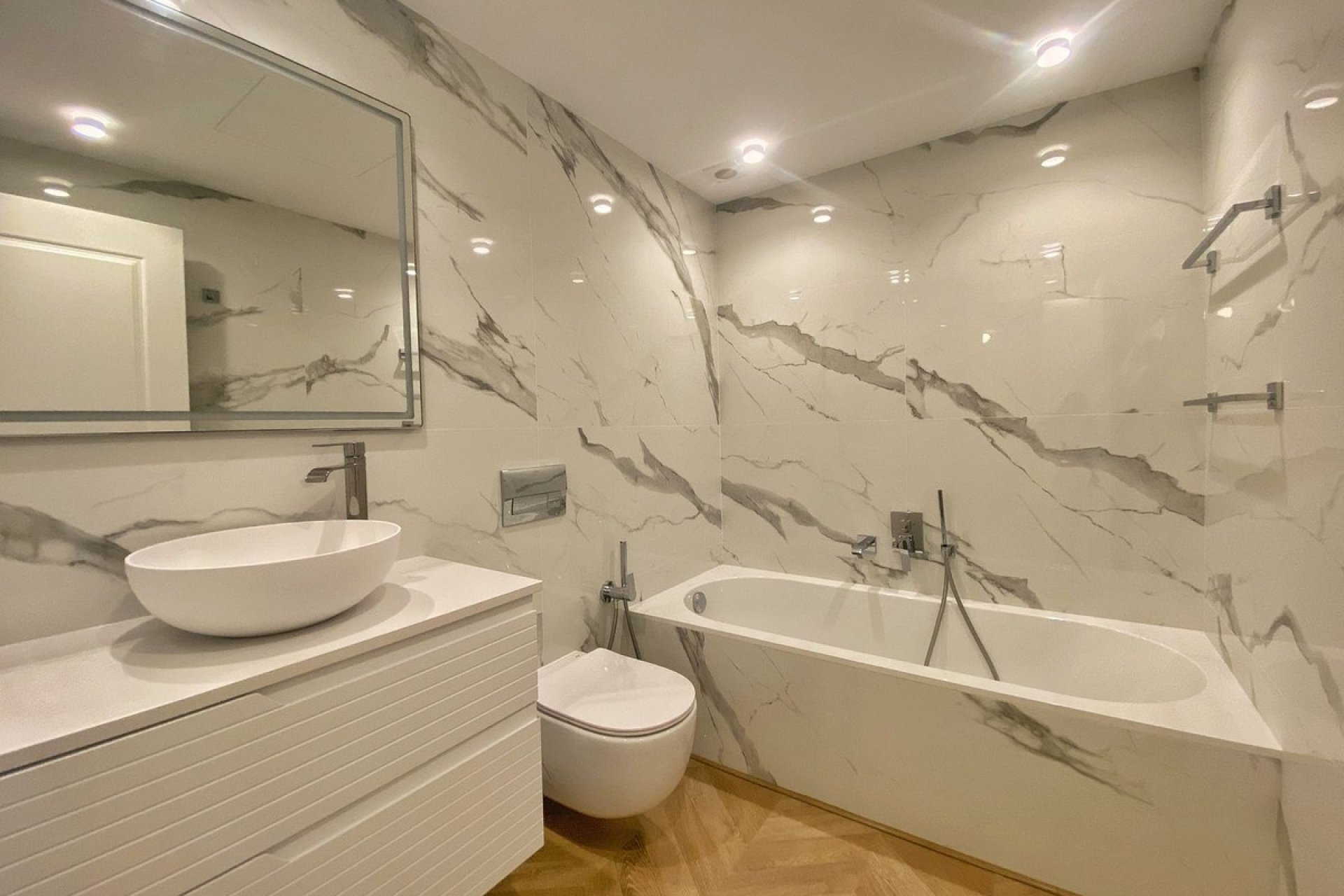 Resale - apartment - Estepona - New Golden Mile