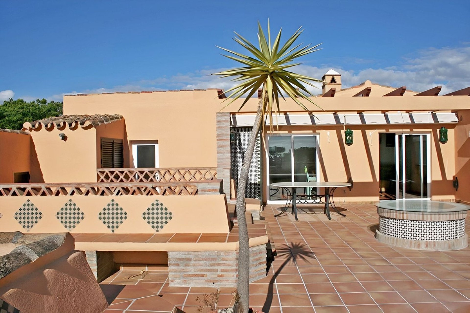 Resale - apartment - Estepona - New Golden Mile