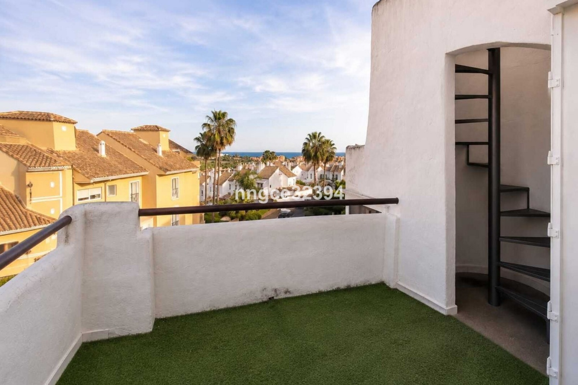 Resale - apartment - Estepona - New Golden Mile