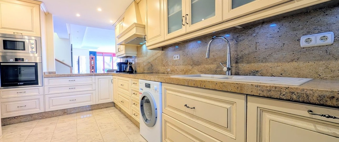 Resale - apartment - Estepona - New Golden Mile