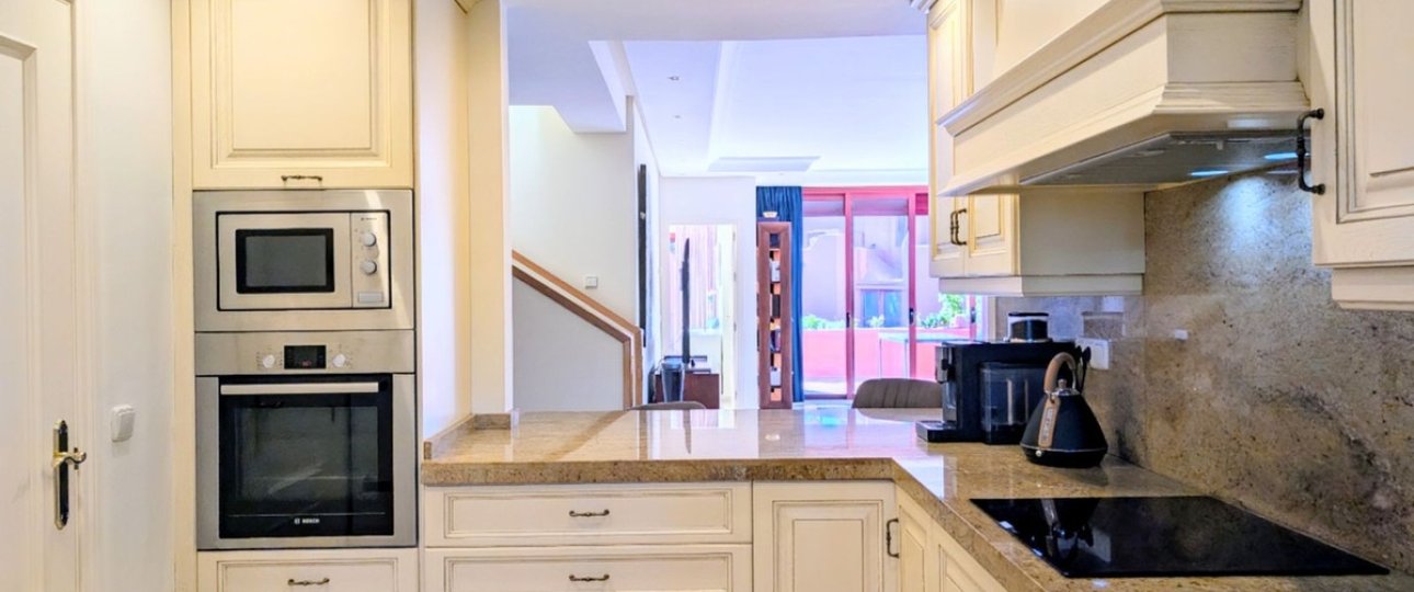 Resale - apartment - Estepona - New Golden Mile