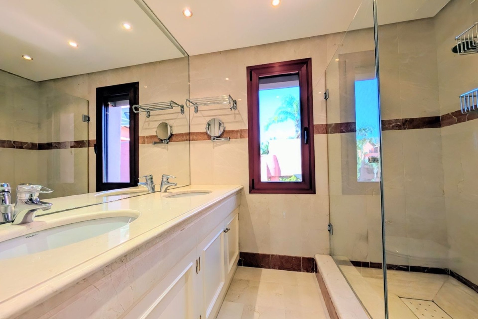 Resale - apartment - Estepona - New Golden Mile
