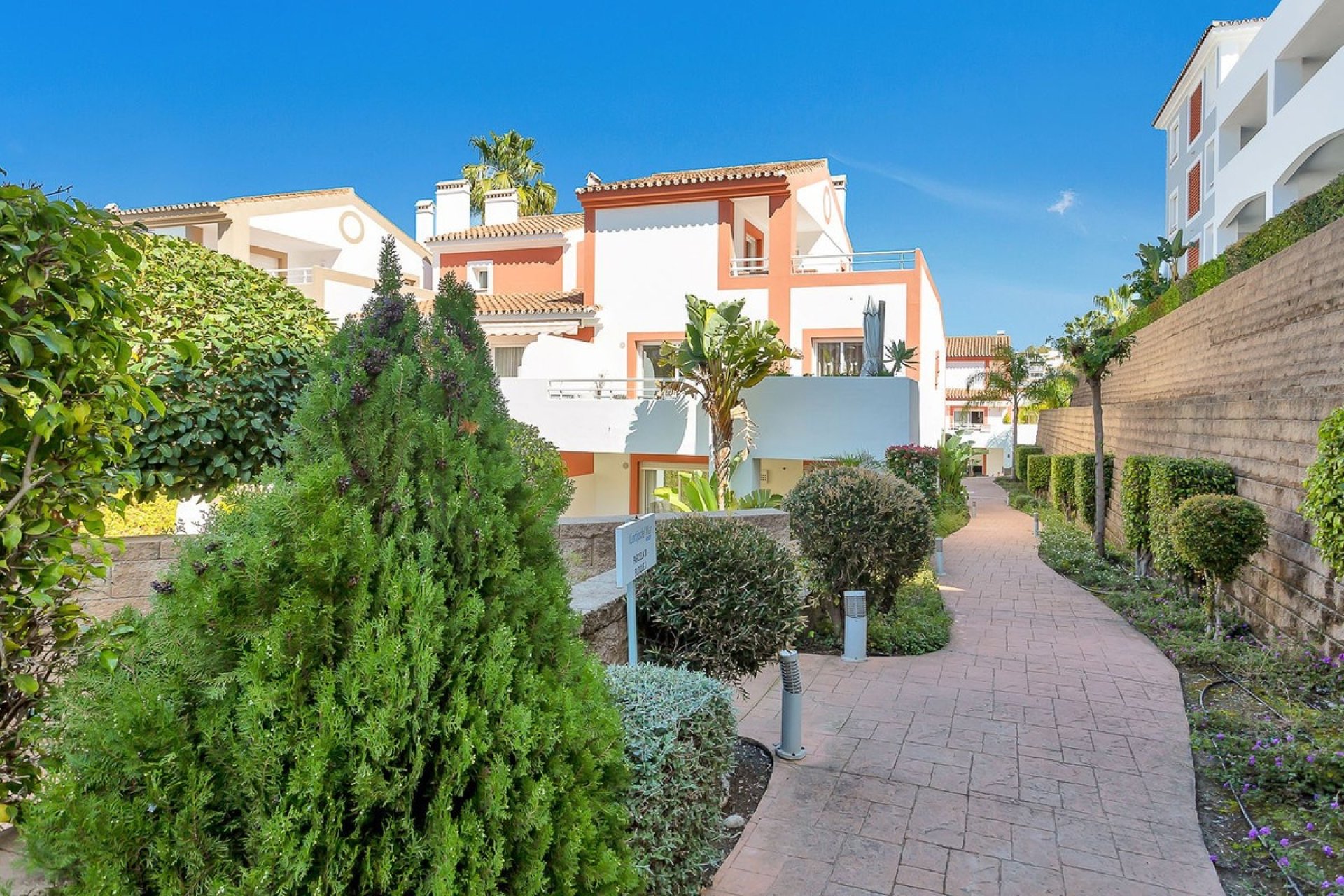 Resale - apartment - Estepona - New Golden Mile