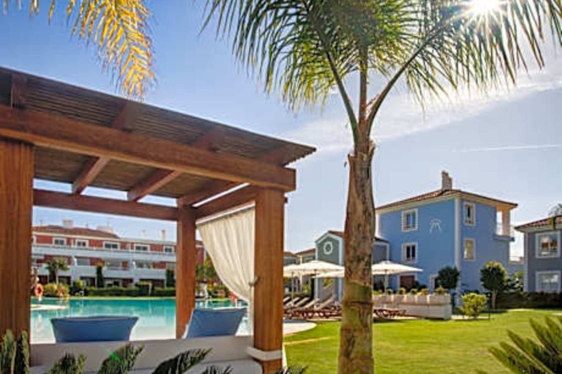 Resale - apartment - Estepona - New Golden Mile