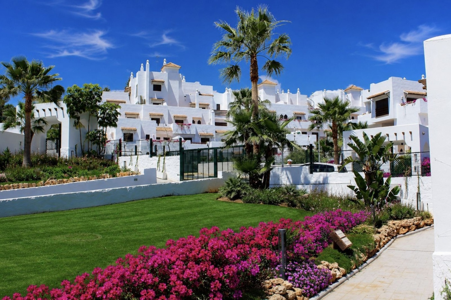 Resale - apartment - Estepona - New Golden Mile