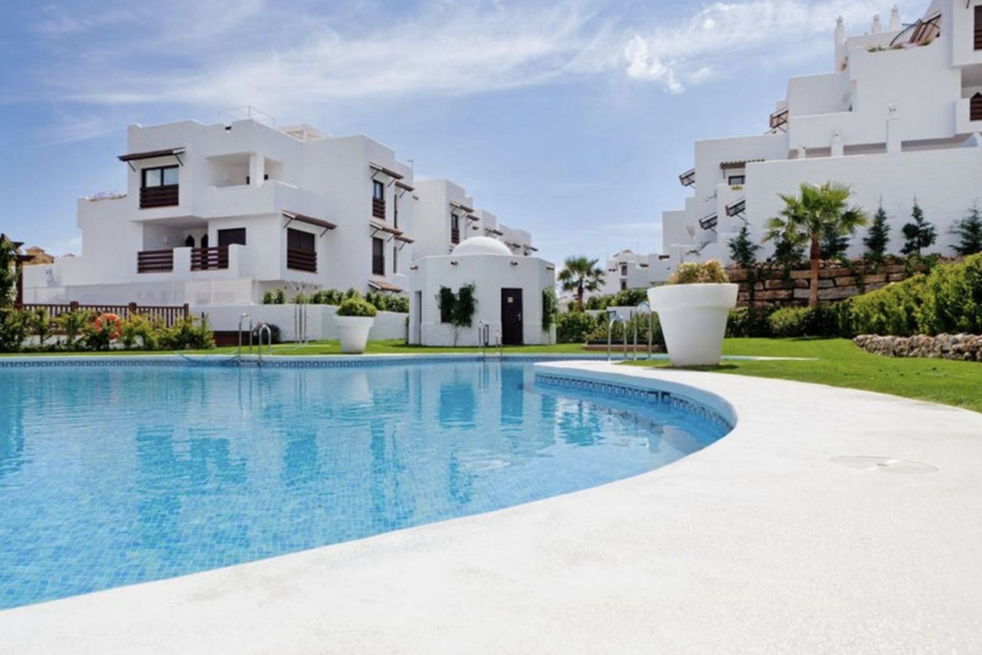 Resale - apartment - Estepona - New Golden Mile