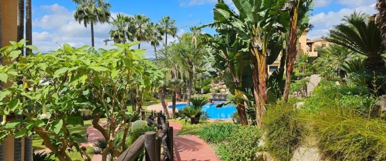 Resale - apartment - Estepona - New Golden Mile