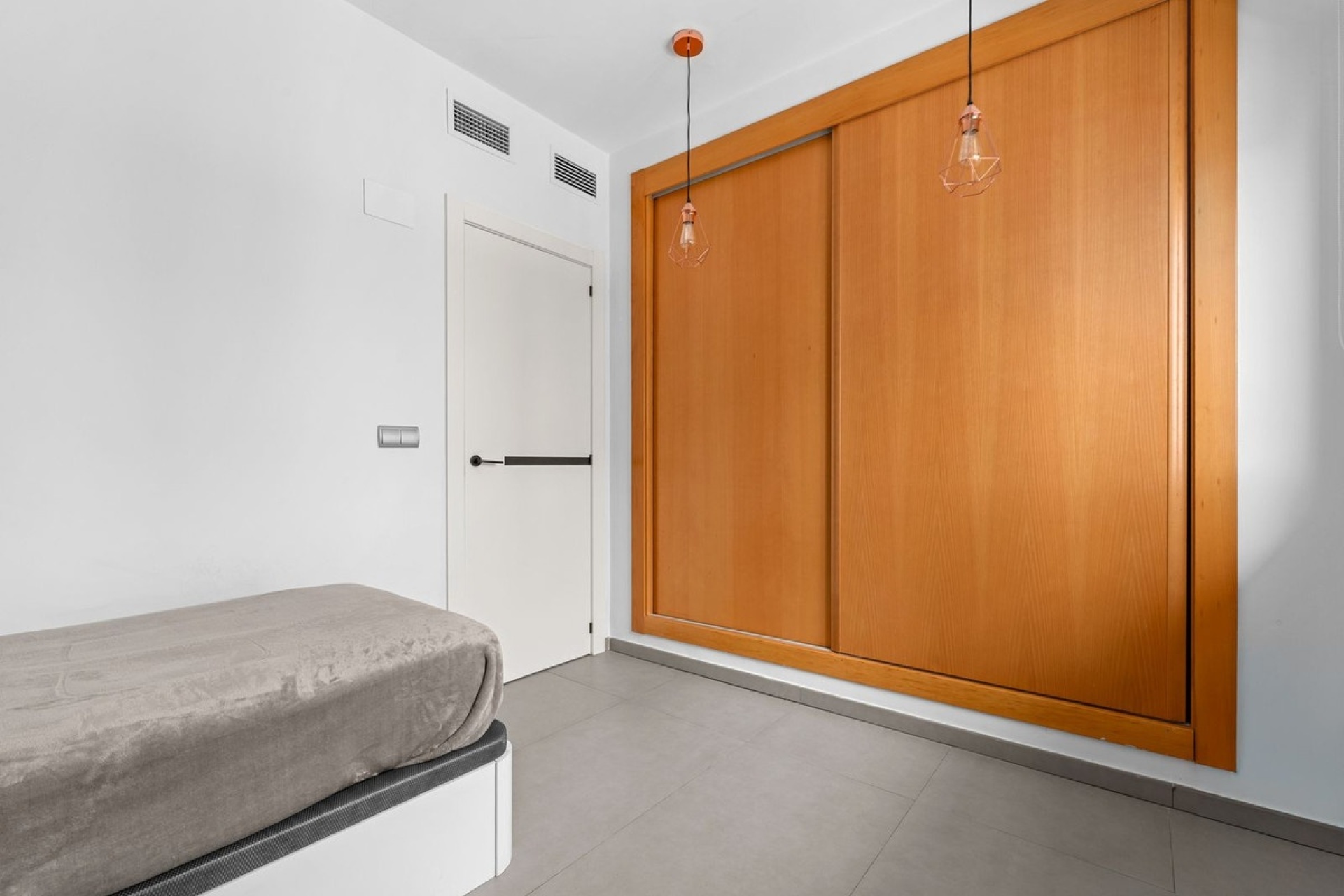 Resale - apartment - Estepona - New Golden Mile