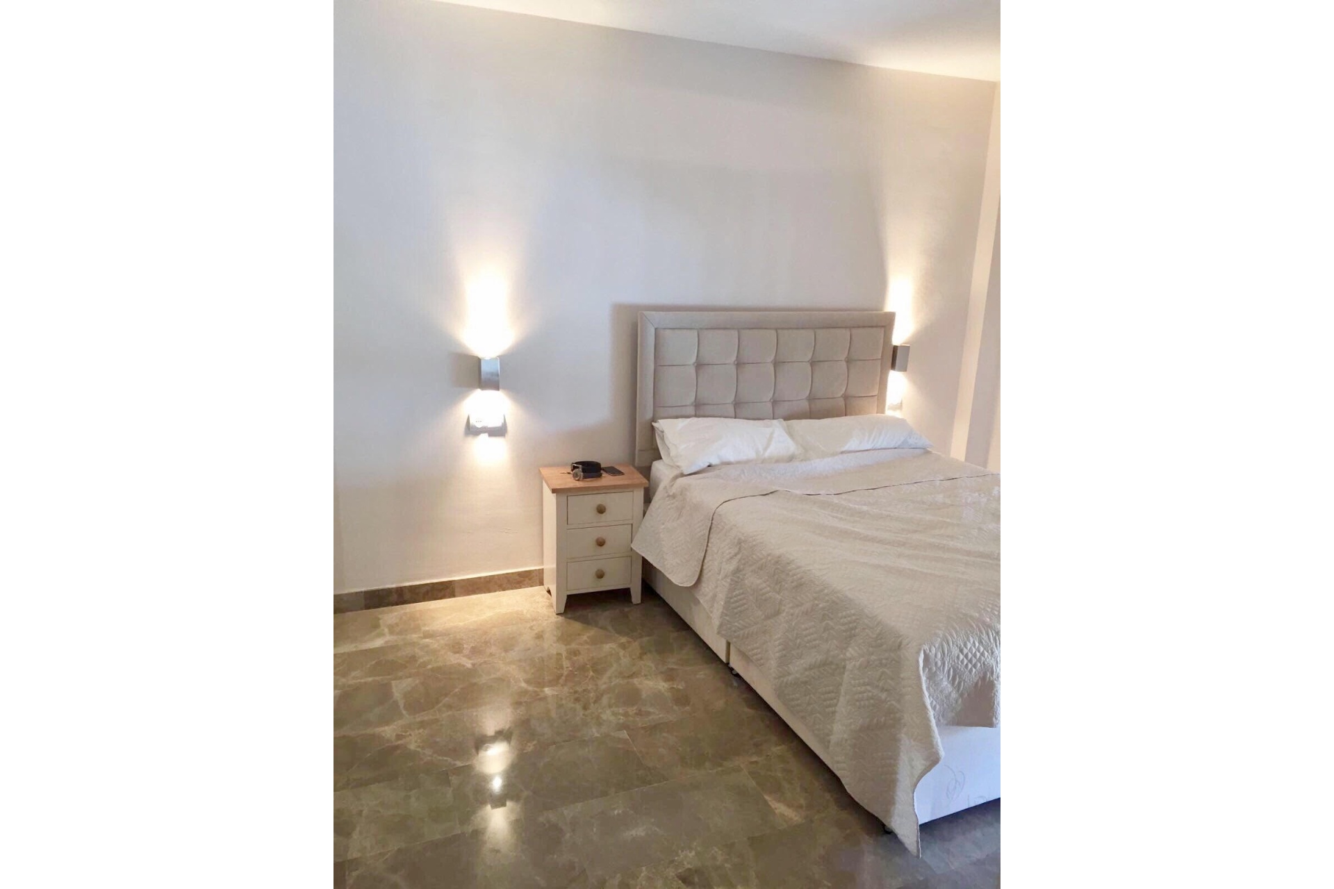 Resale - apartment - Estepona - New Golden Mile