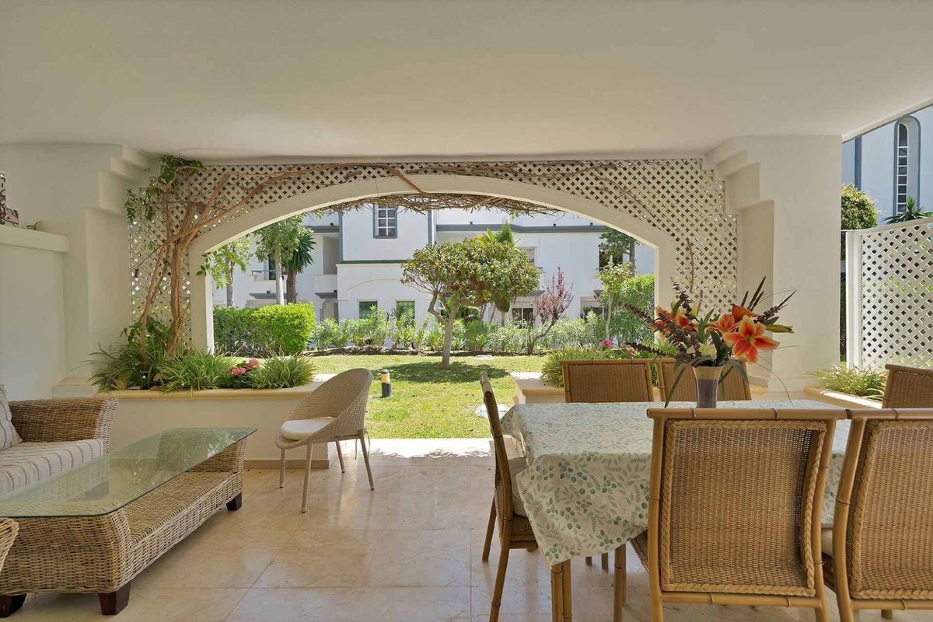 Resale - apartment - Estepona - New Golden Mile