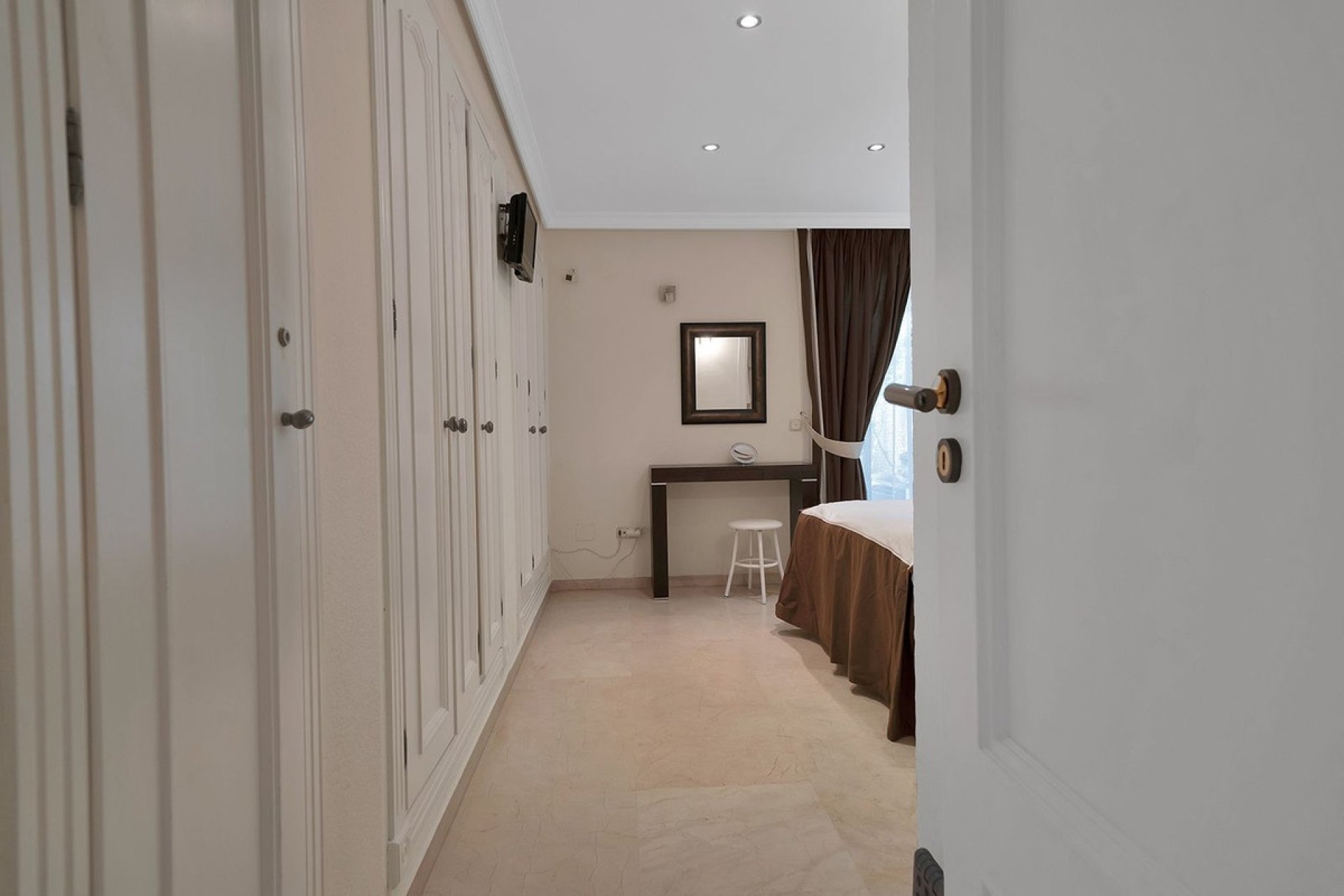Resale - apartment - Estepona - New Golden Mile