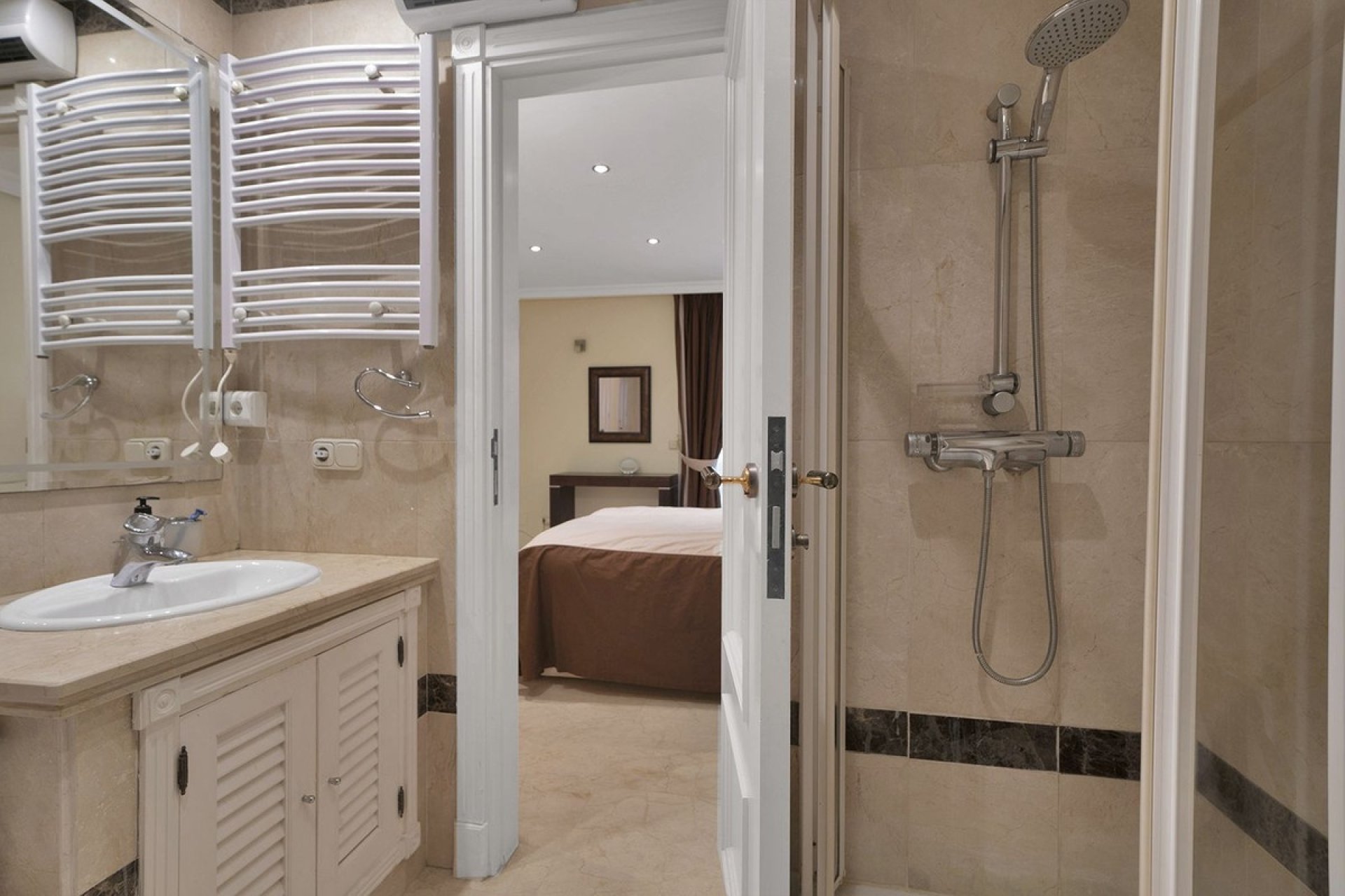 Resale - apartment - Estepona - New Golden Mile